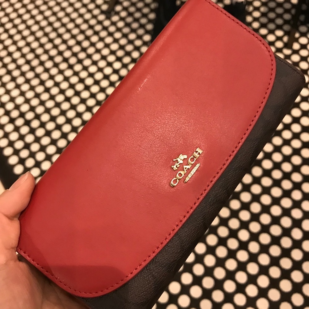 Coach Signature Checkbook Wallet